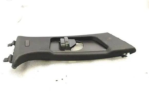 Mercedes-Benz C W204 (B) pillar trim (top) A2048601030