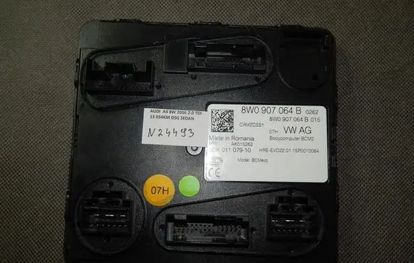 Audi A4 S4 B9 Comfort/convenience module 8W0907064B