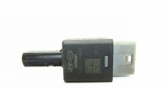 Hyundai Tucson TL Brake pedal sensor switch 938103S800