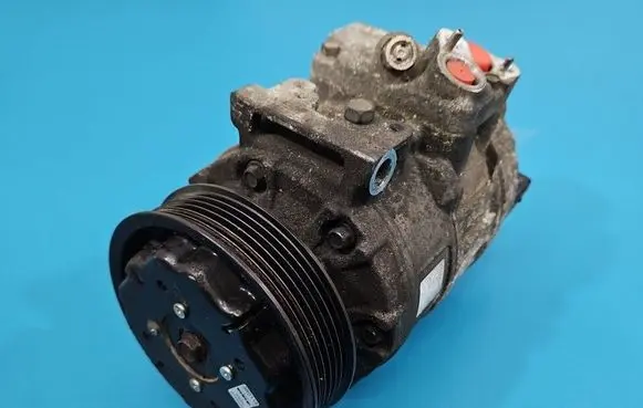 Volkswagen Touran I Air conditioning (A/C) compressor (pump) 1K0820803J IMPRK1606676