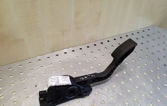 Ford Focus Accelerator throttle pedal BV619F836BB 6PV01036832