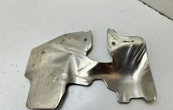Bentley Flying Spur Heat shield in engine bay 3W0825615A