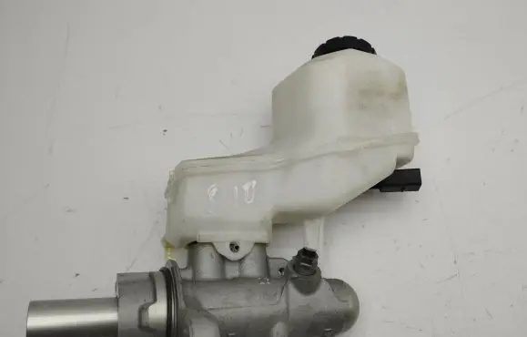 Skoda Octavia Mk4 Master brake cylinder A00810892022 02048644P9