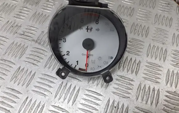 Alfa Romeo 159 Tachometer 68.5084.001.0A