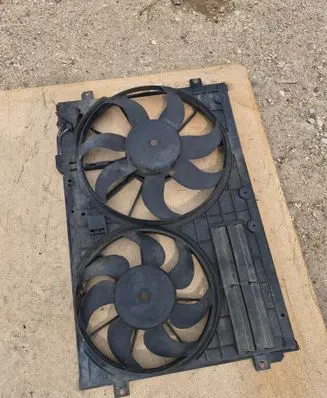 Volkswagen Touran I Electric radiator cooling fan 1K0121207AA 1K0121205C