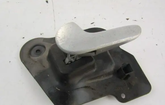 Opel Meriva A Rear door interior handle 