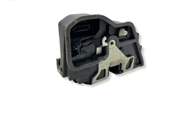 BMW 5 E60 E61 Front door lock 7202146