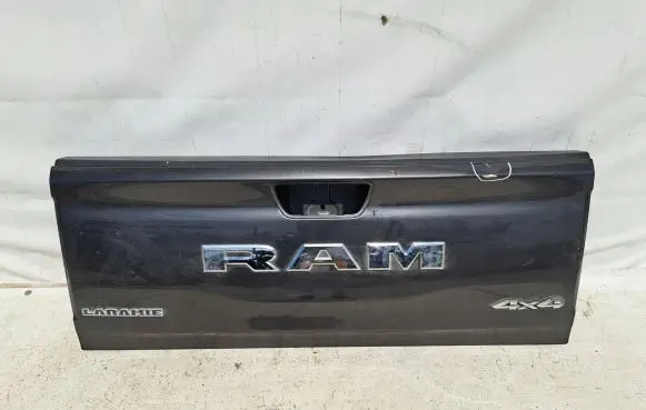 Ram 1500 Pickup box tonneau cover 