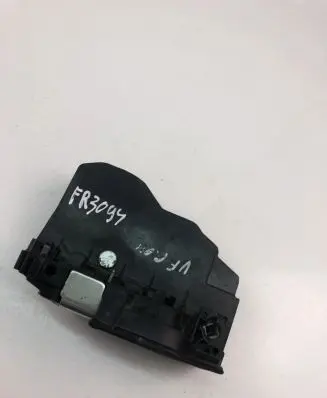 BMW X3 F25 Coupe door lock (next to the handle) 7202149