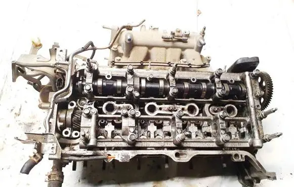 Honda Accord Engine head g606082255