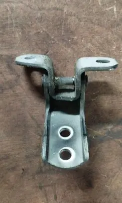 Lexus IS 200-300 Front door upper hinge