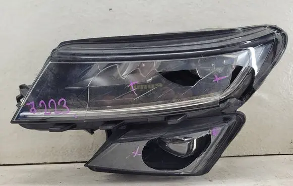 Skoda Kodiaq Headlight/headlamp 566941015E
