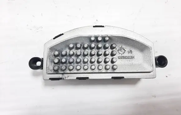 Seat Leon (5F) Heater blower motor/fan resistor 5Q0907521E
