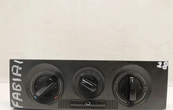 Skoda Fabia Mk1 (6Y) Climate control unit 6Y0819045H