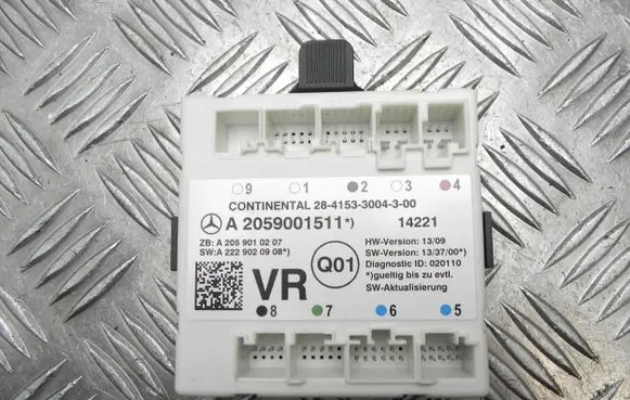 Mercedes-Benz C AMG W205 Door control unit/module A2059001511 G4095