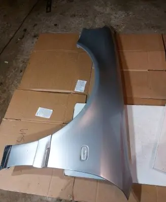 Audi A8 S8 D2 4D Fender