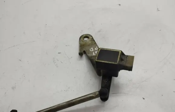 BMW 5 E60 E61 Headlight/headlamp level sensor 6762296 6760824