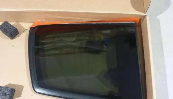Toyota Highlander XU40 Rear side window 627200E100