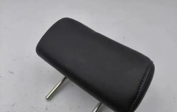 Mazda CX-7 Rear seat headrest 