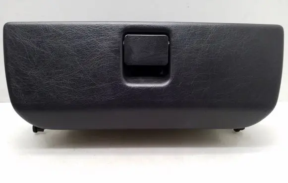 Mercedes-Benz ML W163 Glove box