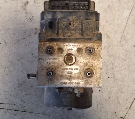 Renault Scenic II - Grand scenic II ABS Pump 0265216732 64B0XAAY2 02690720361