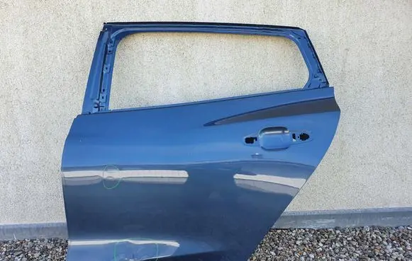 Ford Focus Rear door 