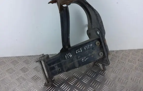 Mercedes-Benz CLS C219 Radiator support slam panel bracket 