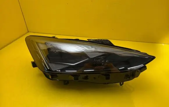 Seat Leon IV Headlight/headlamp 5FB941036A