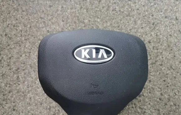 KIA Optima Steering wheel airbag 569002T000VA
