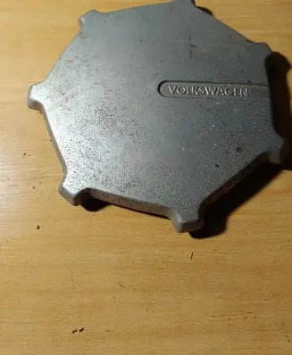 Volkswagen PASSAT B3 Original wheel cap 357601149 11446