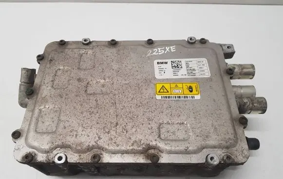 BMW 2 F45 Voltage converter inverter 6144945600201 945600201 108594