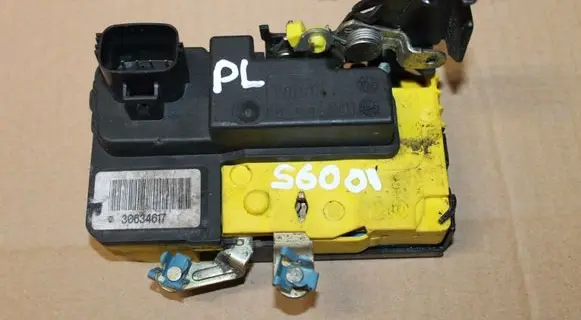 Volvo XC90 Front door lock 30634617