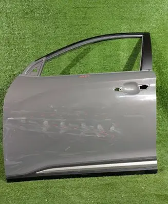 Hyundai Kona I Front door 