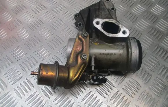 Mercedes-Benz C W202 Throttle valve position sensor 6040980517