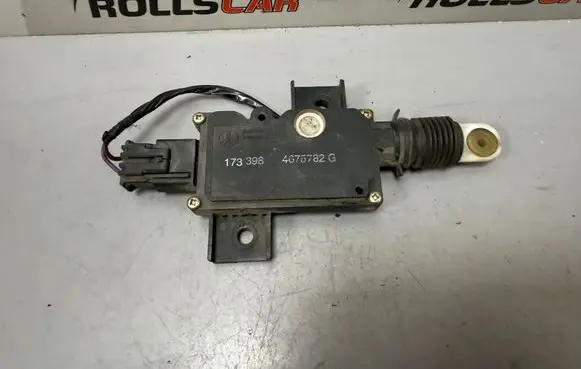 Chrysler Voyager Central locking motor 4675782G 173398