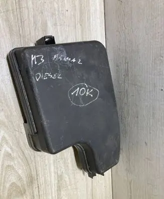 Mazda 3 II Fuse box cover BHR166761