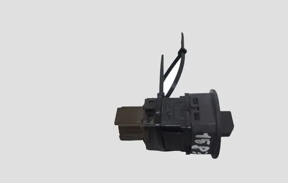 Renault Clio III Passenger airbag on/off switch 8200169589