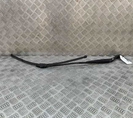 Renault Master III Windshield/front glass wiper blade 8200734776