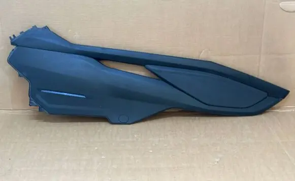 Audi e-tron Centre console side trim front 4KL863304