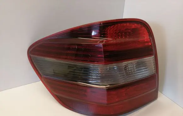 Mercedes-Benz ML W164 Rear/tail lights A1649061100 225167L