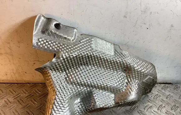 Porsche Macan (95B) Exhaust heat shield 8R0399299
