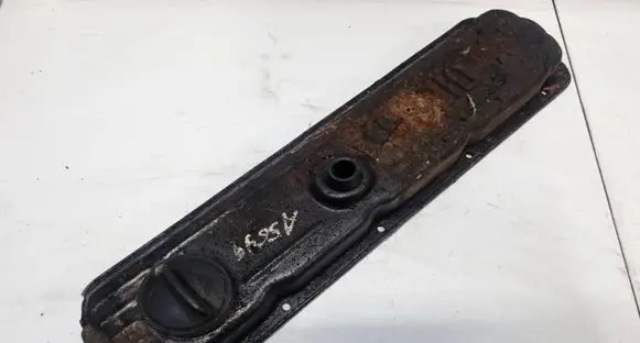 Audi 100 200 5000 C3 Rocker cam cover 