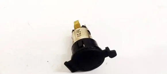 Chevrolet Captiva Cigarette lighter 