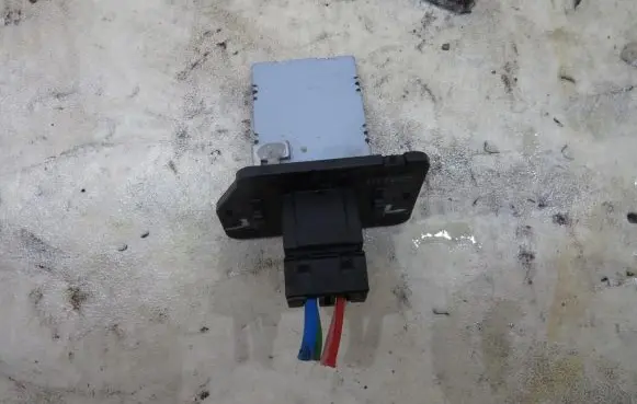 KIA Sportage Mass air flow meter 957775-3U900