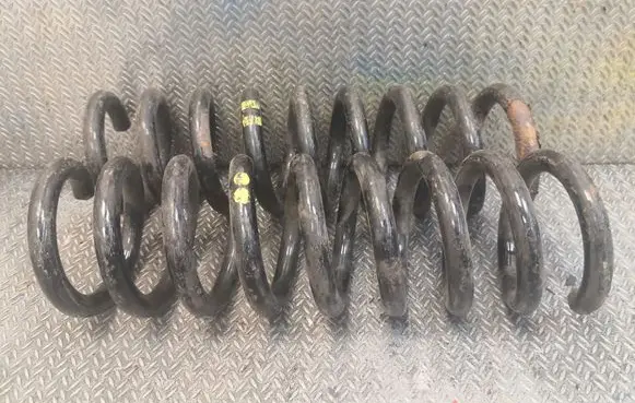 Mercedes-Benz C W203 Set of springs and shock absorbers (Front and rear)