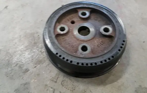 Volvo V40 Crankshaft pulley