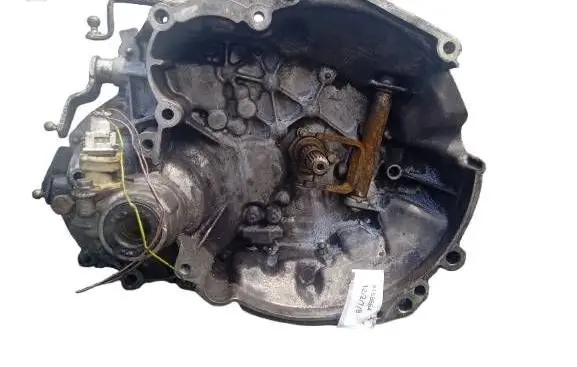 Peugeot 206 Manual 5 speed gearbox 20CF09