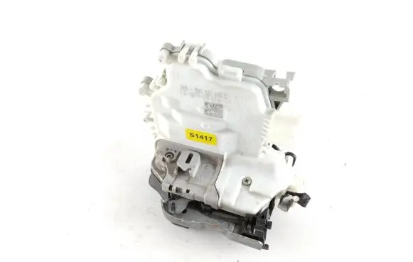 Audi A3 S3 8V Front door lock 8X1837016C