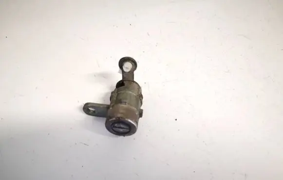 Chevrolet Aveo Front door lock (next to the handle) 