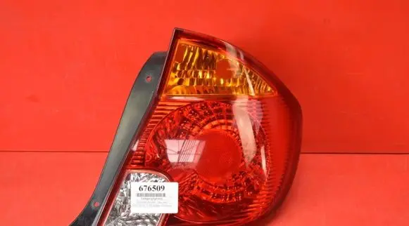 Hyundai Accent Rear/tail lights 92402-257